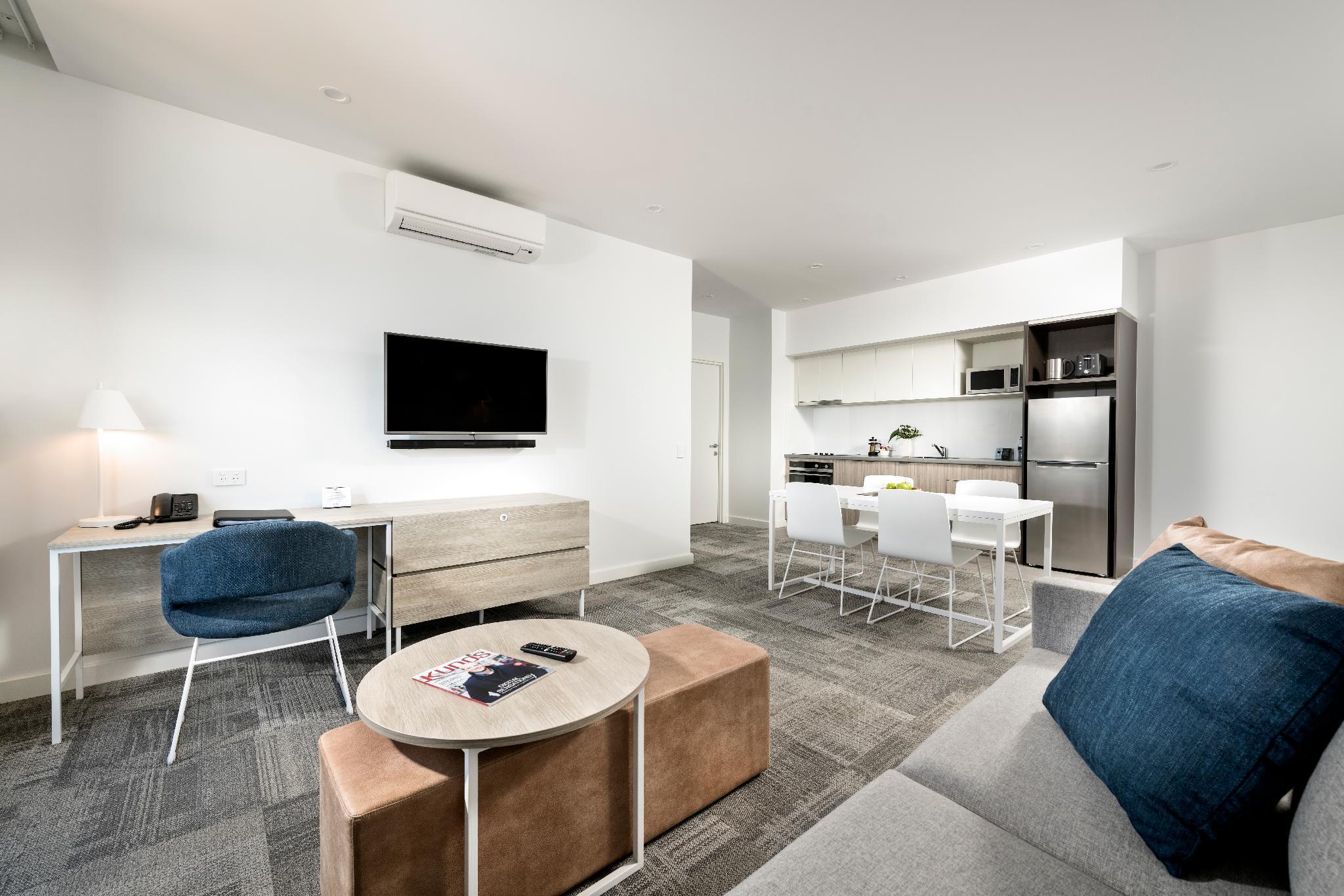 เควสต์ มิดแลนด์ Aparthotel Midland ภายนอก รูปภาพ