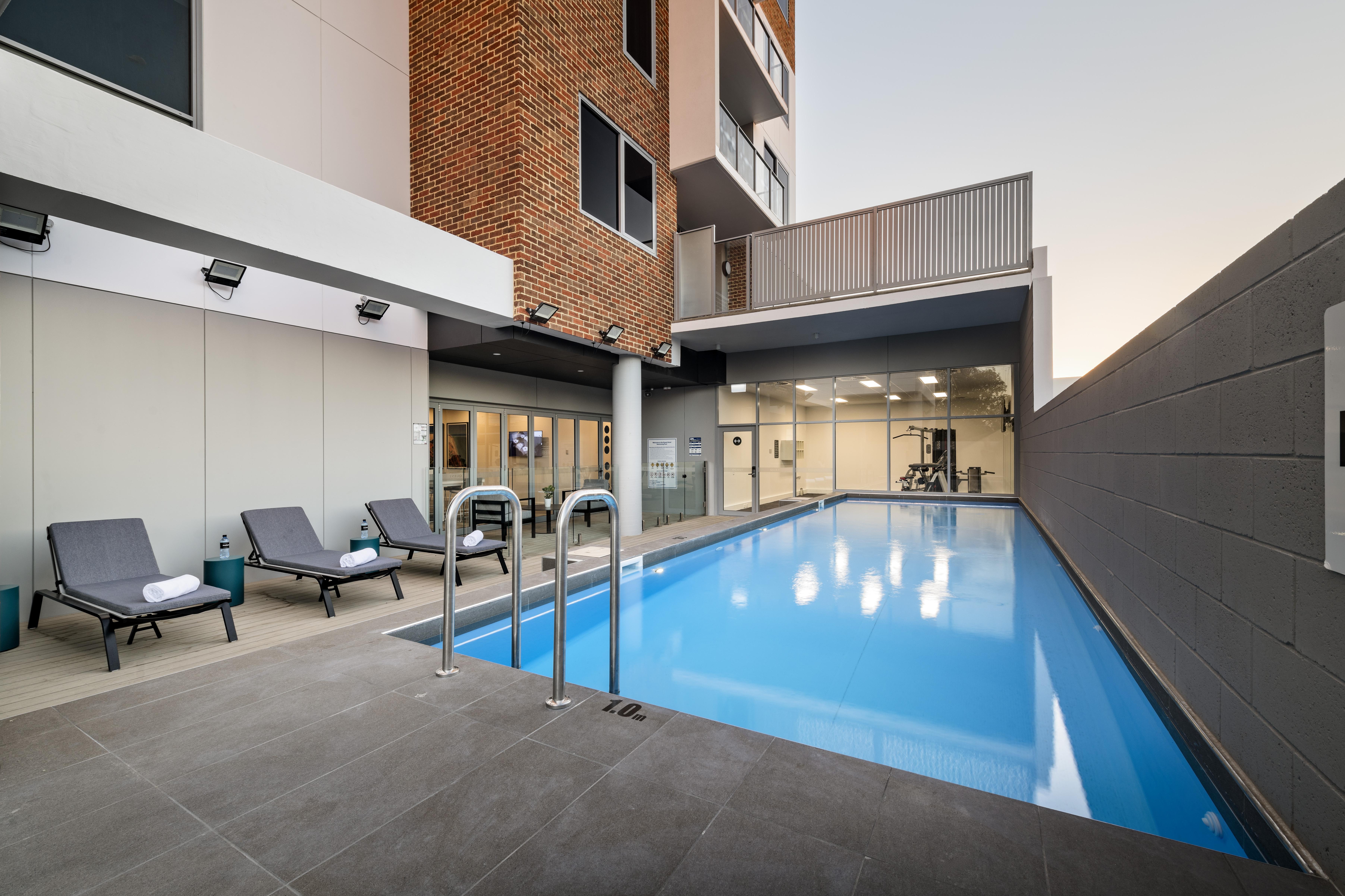 เควสต์ มิดแลนด์ Aparthotel Midland ภายนอก รูปภาพ